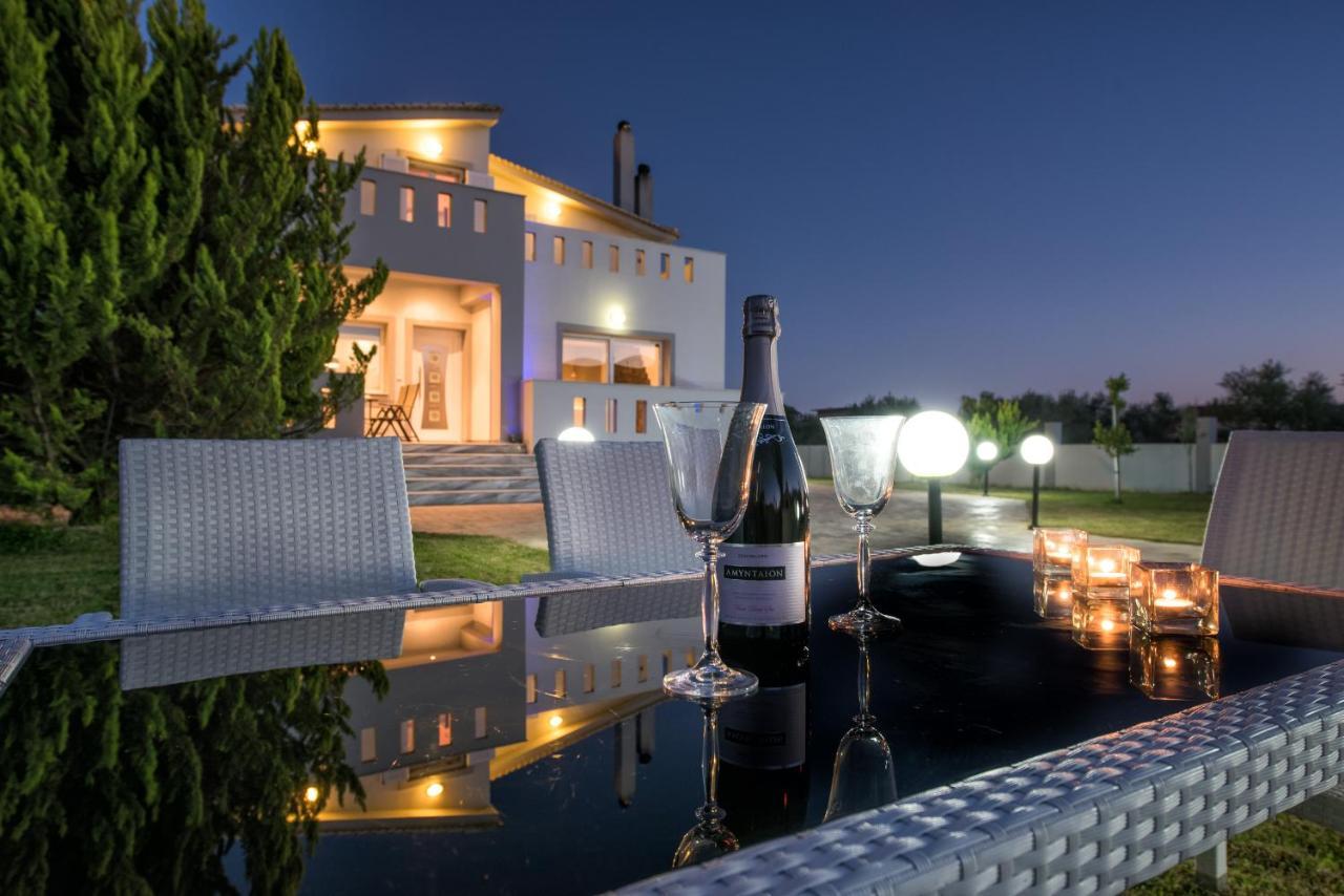 Muthee Luxurious Private Villa ลากานาส ภายนอก รูปภาพ